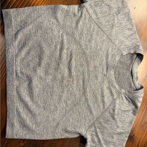 Lululemon Swiftly Tech Cropped Short-Sleeve Shirt